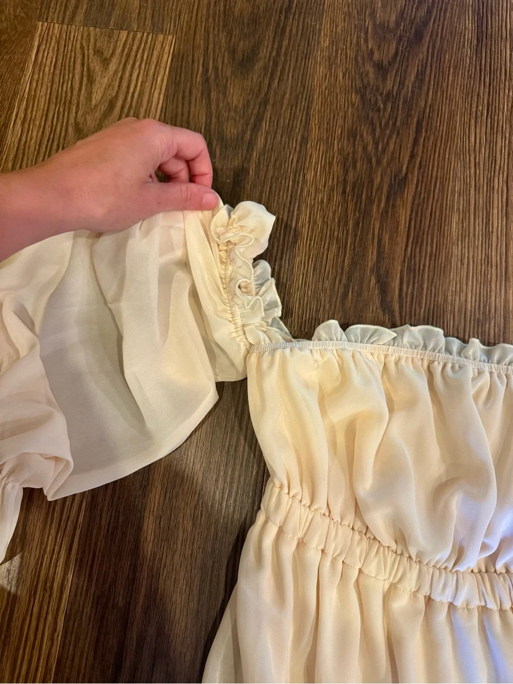Off The Shoulder Ruffled Maxi Dress - Picture 8 of 11